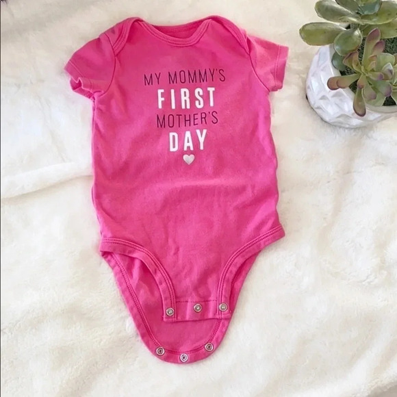 Carter’s “My mommy’s first Mother’s Day” onepiece - Picture 1 of 4